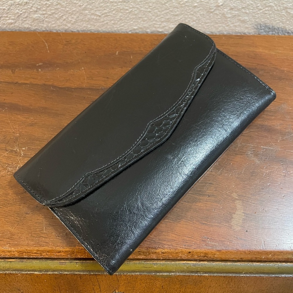 NWT Vintage Renwick Bifold Wallet – Includes Original Paperwork & Reorder Tag